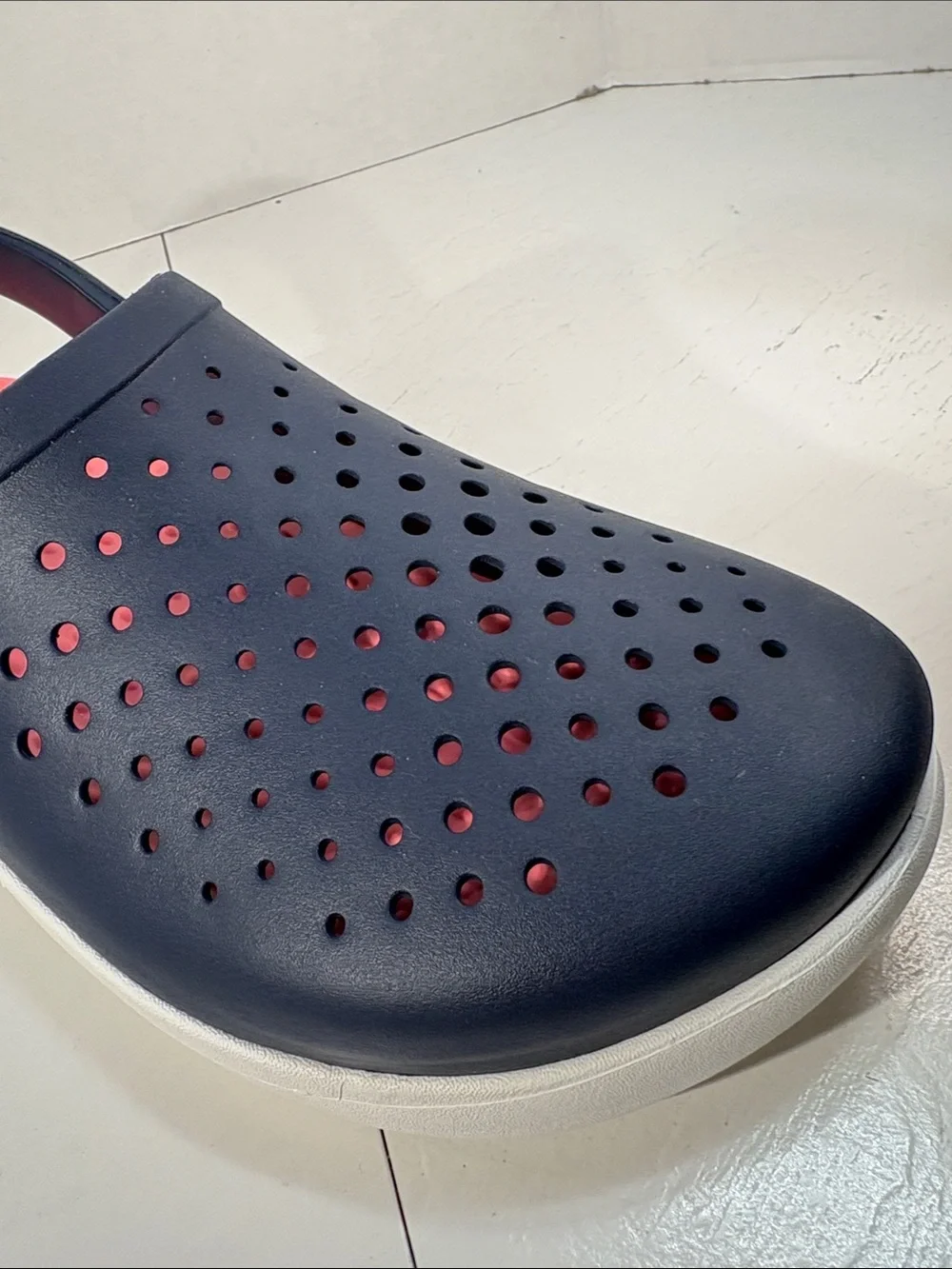 NWT Crocs InMotion LiteRide Clogs Navy Men’s 11